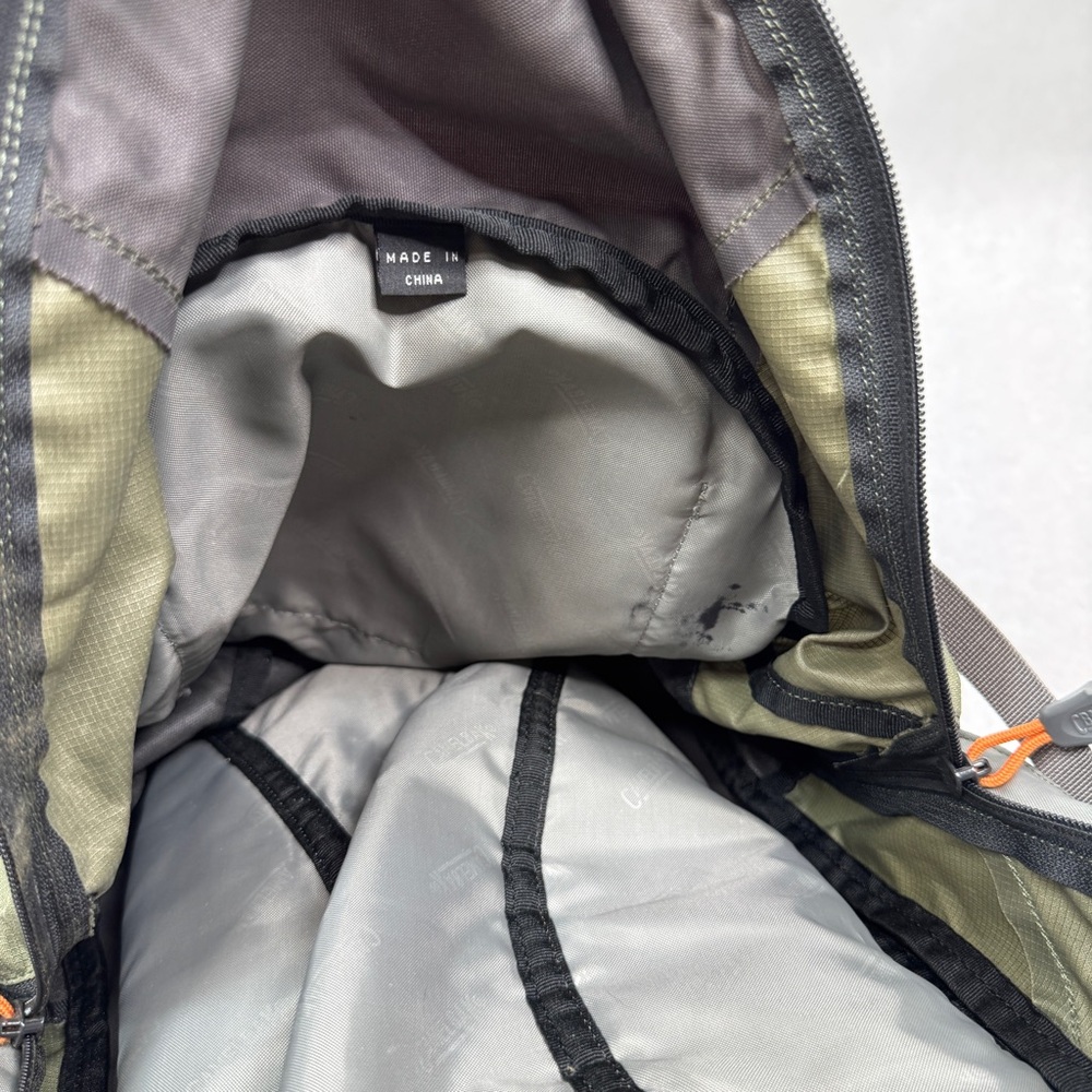 Camelbak Cloud Walker Hydration Pack Backpack - G… - image 7